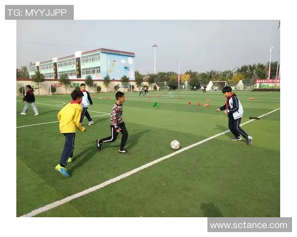 足球球星炫酷花式运球技巧展示让你大开眼界掌握华丽控球秘诀